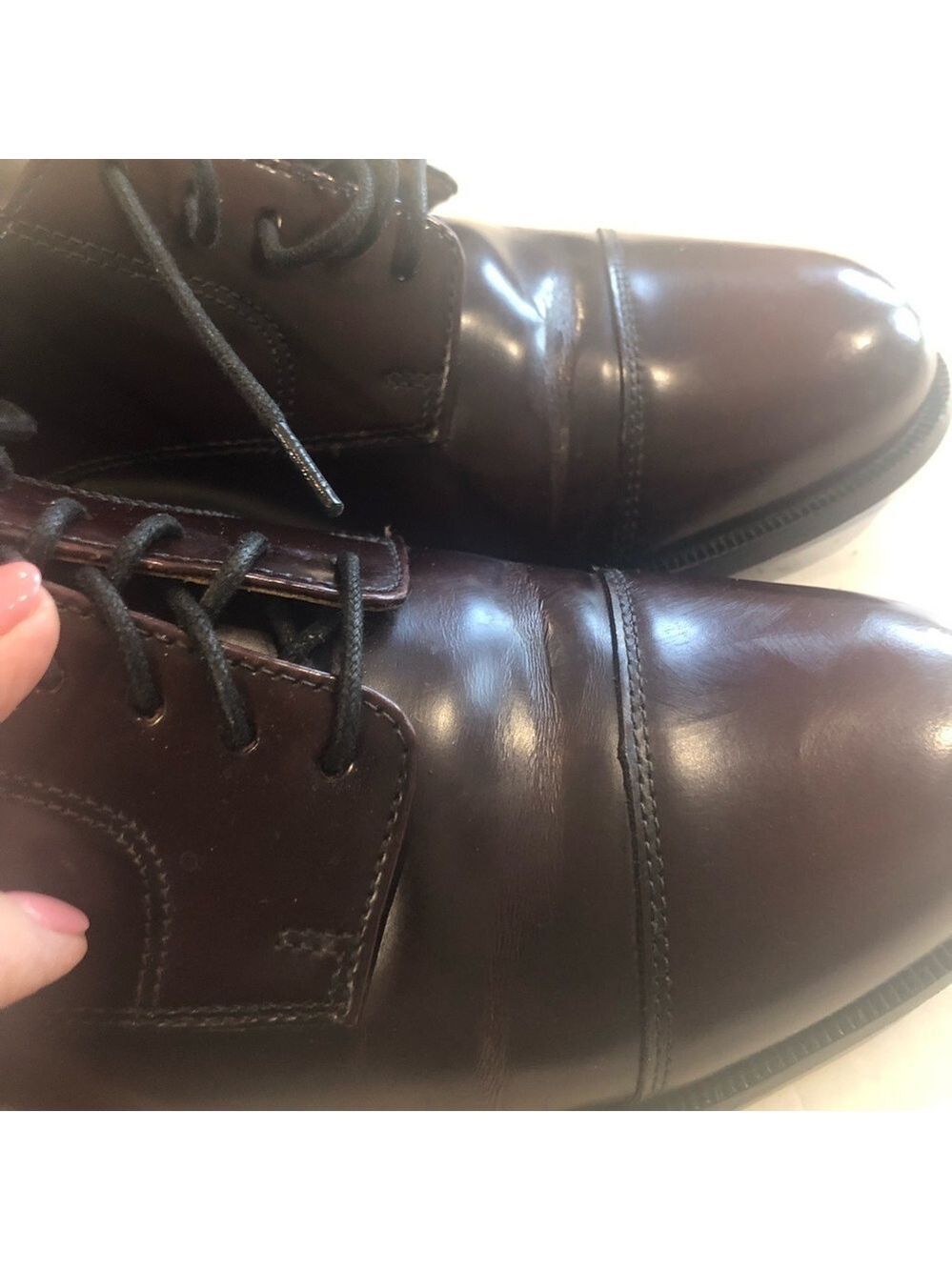 Cole Haan Size 9.5 oxblood lace up oxfords. Classic career leather closet staple - Picture 5 of 11